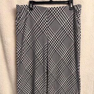 Chico's Monochrome Checkered Wide Leg Pants